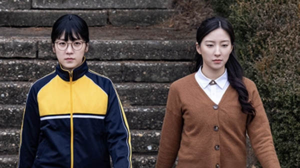 Idiot Girls and School Ghost : School Anniversary